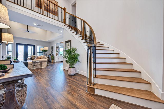 18908 W Grand Pine Circle, Montgomery, TX 77356