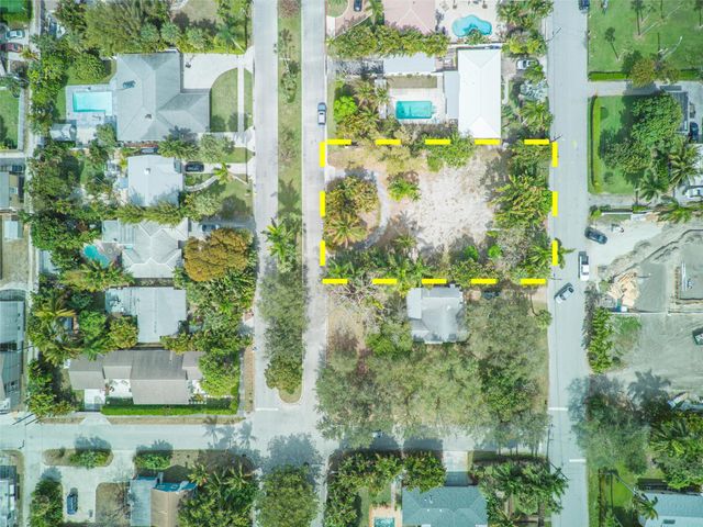1118 S Palmway, Lake Worth Beach, FL 33460
