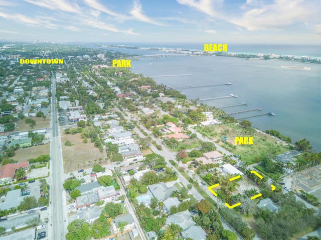 1118 S Palmway, Lake Worth Beach, FL 33460