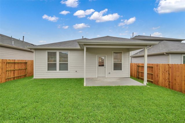 306 Shady Cedar Hill Lane, Conroe, TX 77378