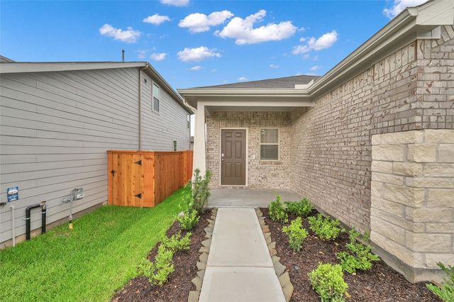 306 Shady Cedar Hill Lane, Conroe, TX 77378