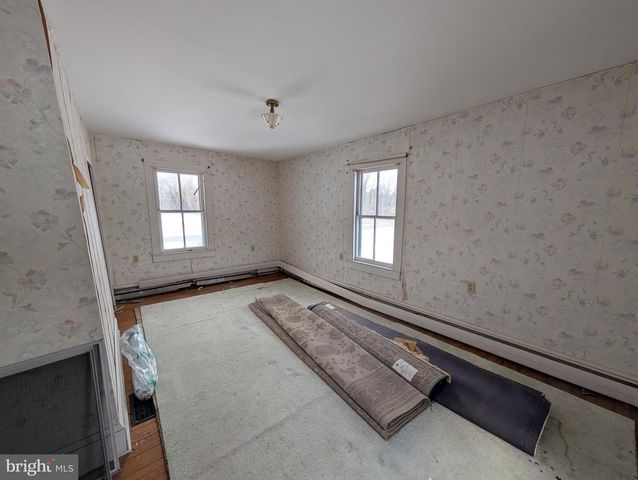 210 CHESTNUT TREE RD, Hebron, MD 21830