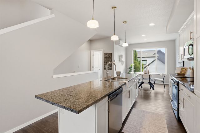 2411 W Bridge Ave, Spokane, WA 99201