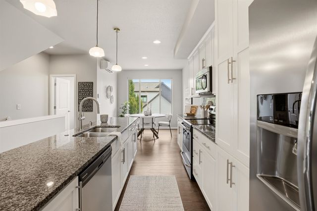 2411 W Bridge Ave, Spokane, WA 99201