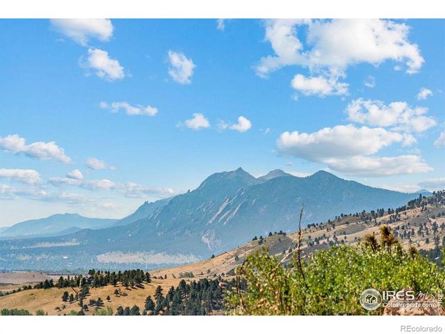 9546 Mountain Ridge Drive, Boulder, CO 80302