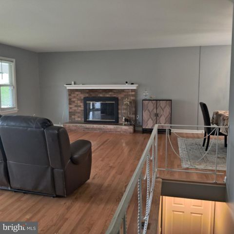 3004 MERVA CT, Fort Washington, MD 20744