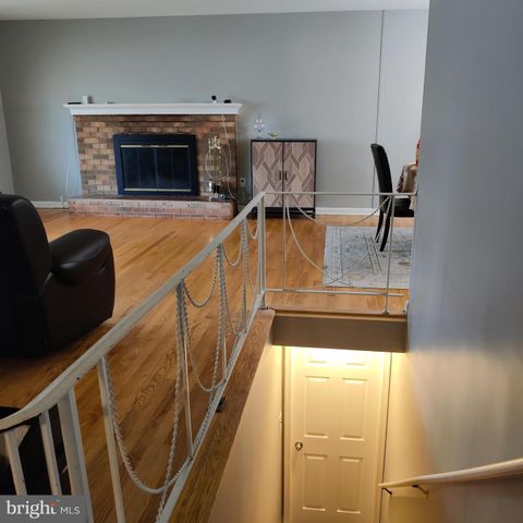 3004 MERVA CT, Fort Washington, MD 20744