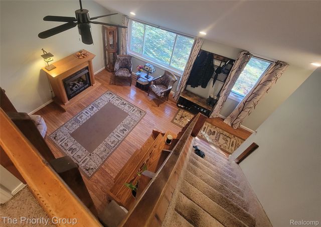 5650 Hillsboro Road, Springfield Charter Township, MI 48350