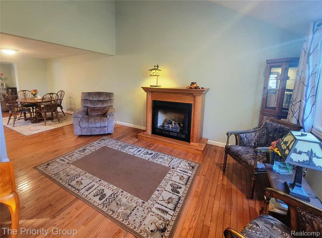 5650 Hillsboro Road, Springfield Charter Township, MI 48350