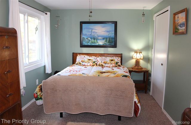 5650 Hillsboro Road, Springfield Charter Township, MI 48350