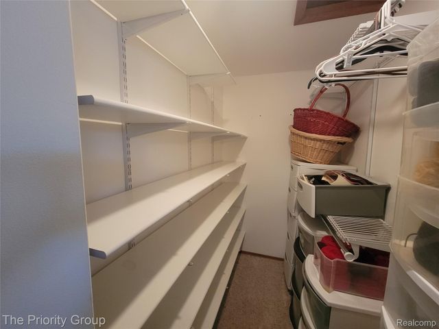 5650 Hillsboro Road, Springfield Charter Township, MI 48350