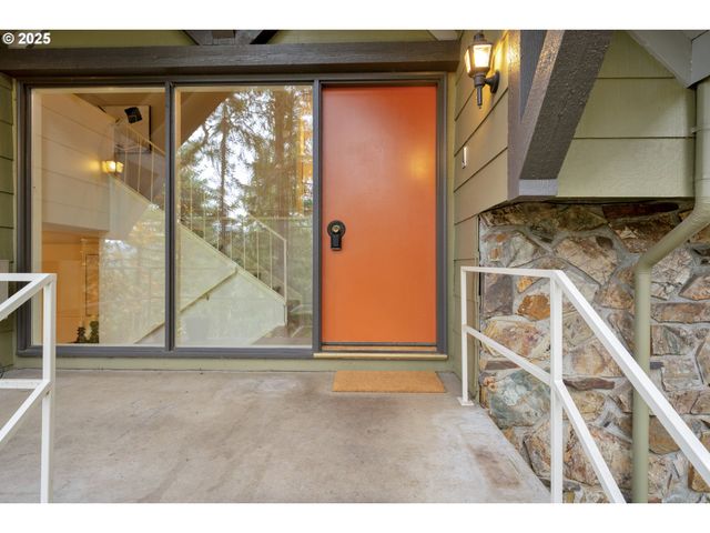 5075 SARATOGA St, Eugene, OR 97405