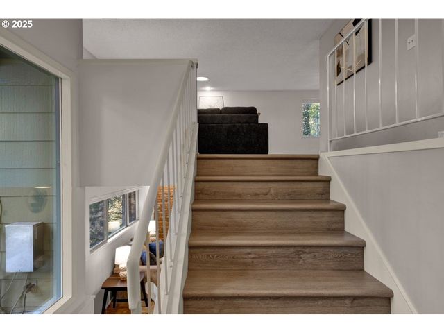 5075 SARATOGA St, Eugene, OR 97405