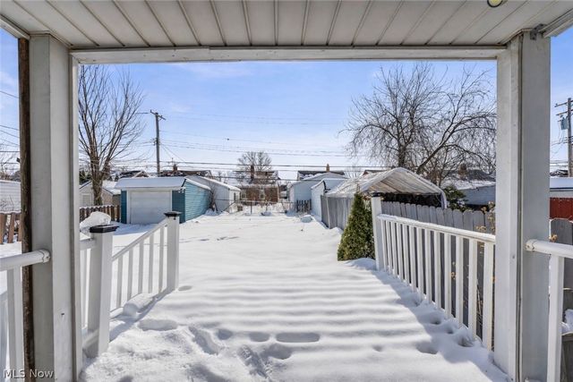 4515 Albertly Avenue, Parma, OH 44134