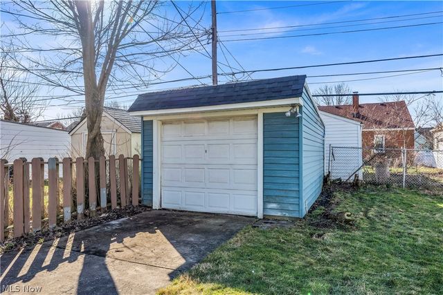 4515 Albertly Avenue, Parma, OH 44134