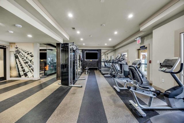 625 Stassney Lane E 07-7302, Austin, TX 78745