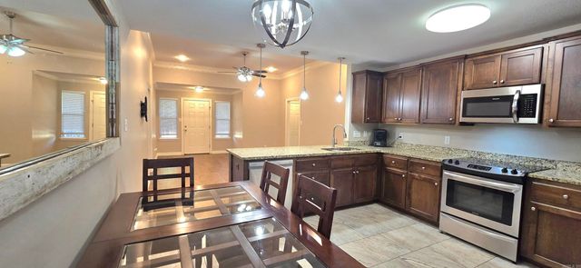 415 S Shady Lane, Benton, AR 72015