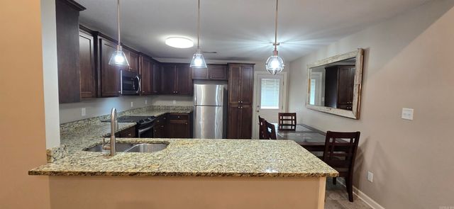 415 S Shady Lane, Benton, AR 72015