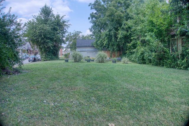 302 Parkwood Avenue, Columbus, OH 43203