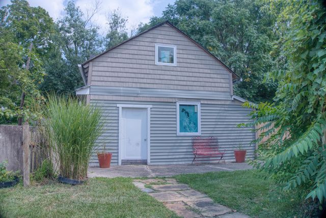 302 Parkwood Avenue, Columbus, OH 43203