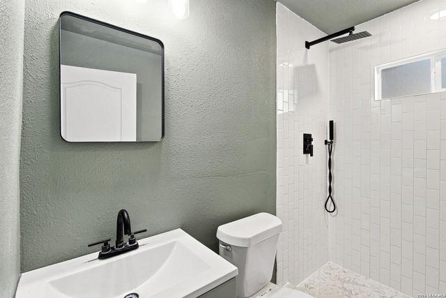 2238 SW 19TH ST, San Antonio, TX 78207