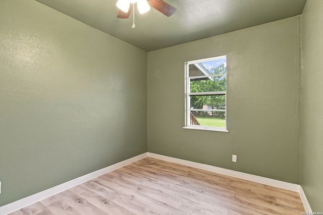 2238 SW 19TH ST, San Antonio, TX 78207