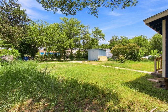 2238 SW 19TH ST, San Antonio, TX 78207
