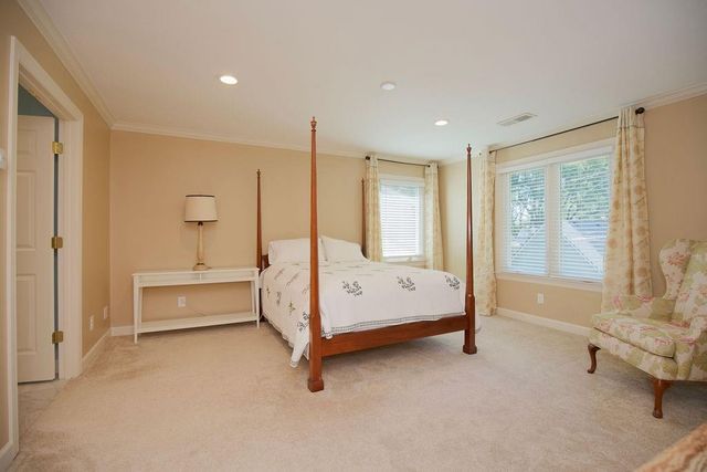 5516 Fairway Road, Fairway, KS 66205