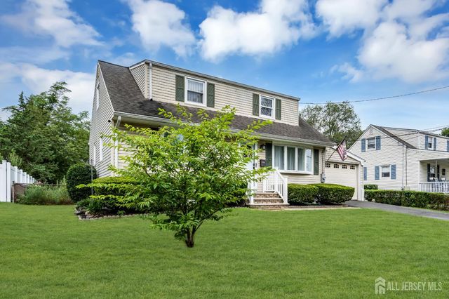 43 Mimi Road, Old Bridge, NJ 08857