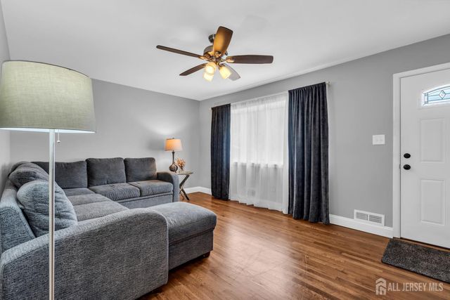 43 Mimi Road, Old Bridge, NJ 08857