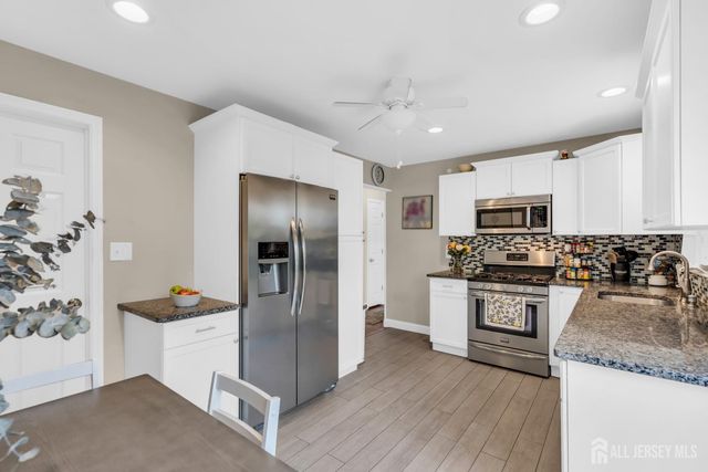 43 Mimi Road, Old Bridge, NJ 08857