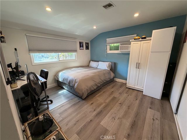 5300 Calhoun, Sherman Oaks, CA 91401
