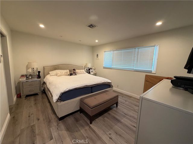 5300 Calhoun, Sherman Oaks, CA 91401