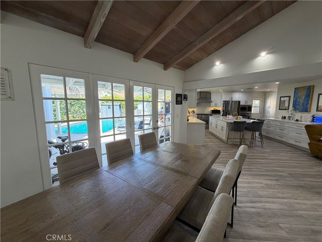 5300 Calhoun, Sherman Oaks, CA 91401