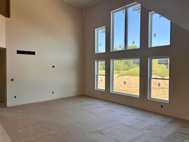 30983 County Road 10, Granger, IN 46530