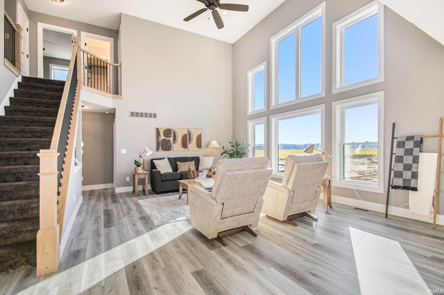 30983 County Road 10, Granger, IN 46530