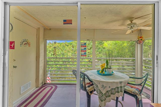 405 N Laurel Drive 206, Margate, FL 33063