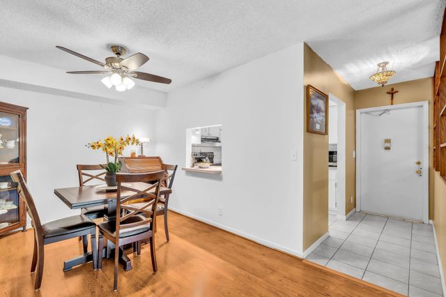 405 N Laurel Drive 206, Margate, FL 33063