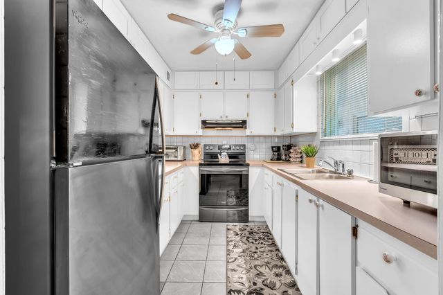 405 N Laurel Drive 206, Margate, FL 33063