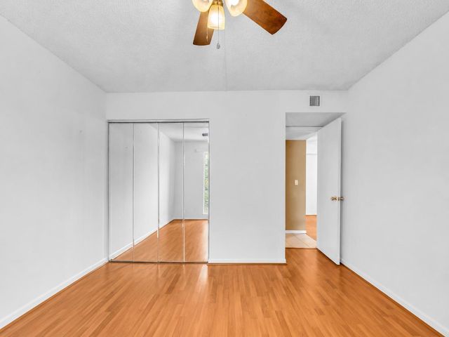 405 N Laurel Drive 206, Margate, FL 33063