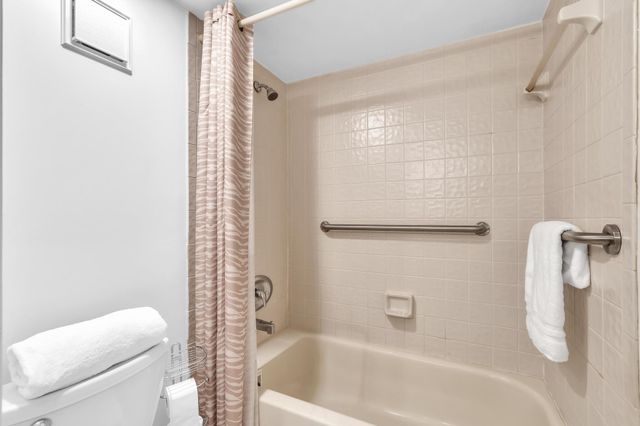 405 N Laurel Drive 206, Margate, FL 33063