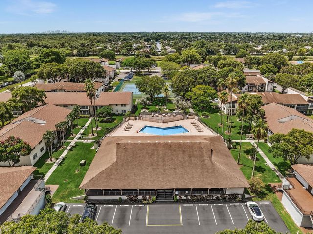 405 N Laurel Drive 206, Margate, FL 33063