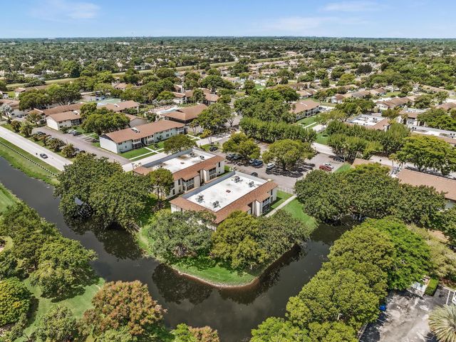 405 N Laurel Drive 206, Margate, FL 33063