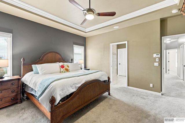 17318 Redman Circle, Omaha, NE 68116