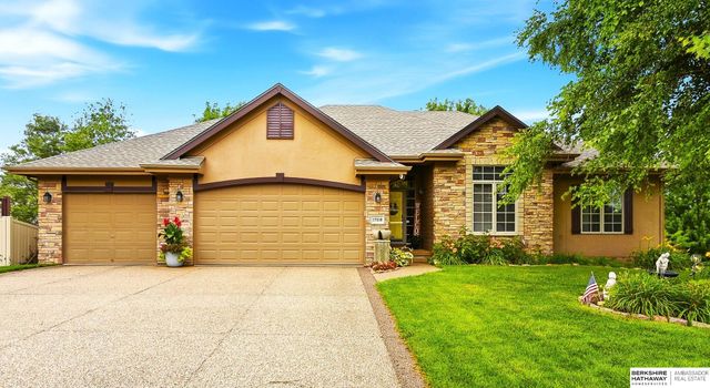 17318 Redman Circle, Omaha, NE 68116