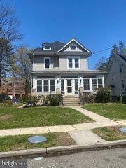 207 PARK AVE #A, Collingswood, NJ 08108