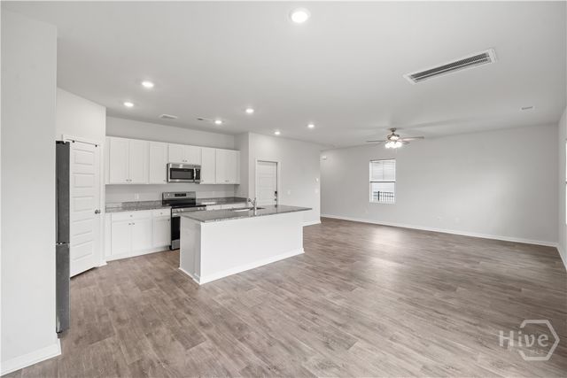 102 Hydrangea Way, Bloomingdale, GA 31302