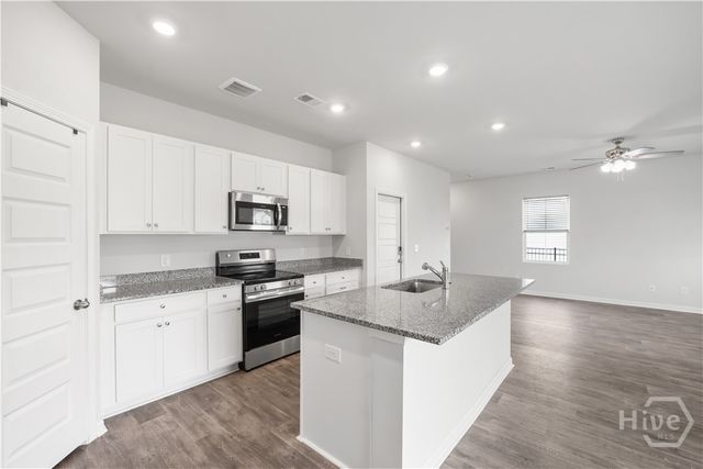 102 Hydrangea Way, Bloomingdale, GA 31302