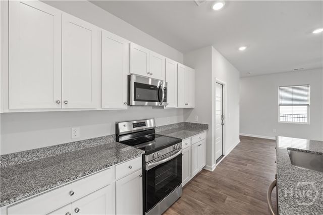 102 Hydrangea Way, Bloomingdale, GA 31302