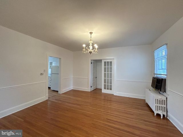 1400 VALLEY AVE, Winchester, VA 22601